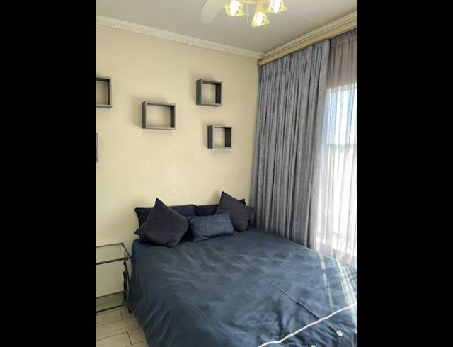 3 BEDROOM TOWNHOUSE FOR SALE IN CROYDON